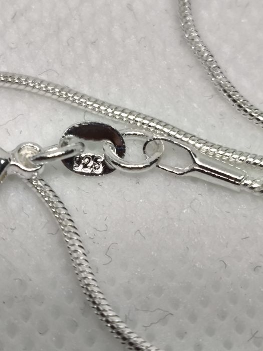 Łańcuszek posrebrzany z wisiorkiem