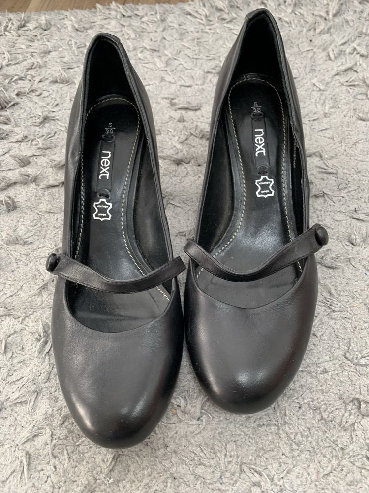 Buty damskie na obcasie 38 Next