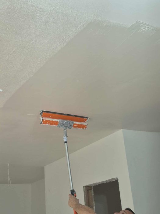 Gładzie,  gipsowanie, szpachlowanie,  równanie ścian