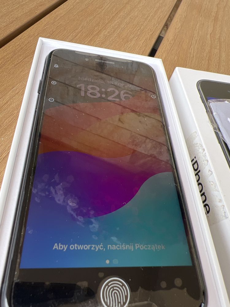Iphone SE 3gen Z bokada simlok.