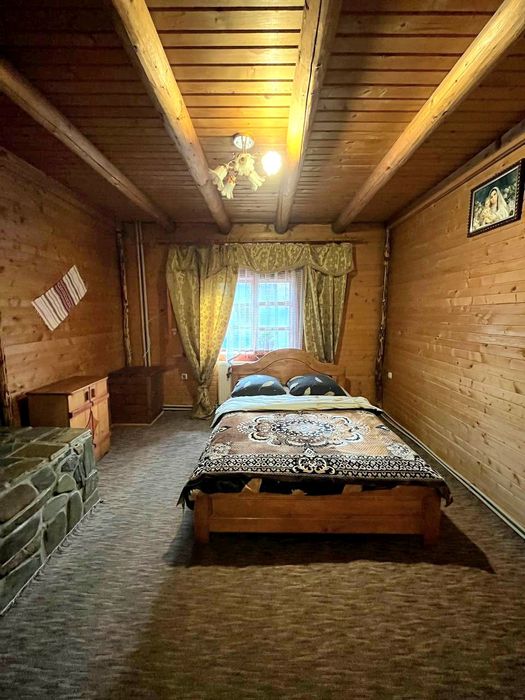 Котедж у Карпатах з чаном.