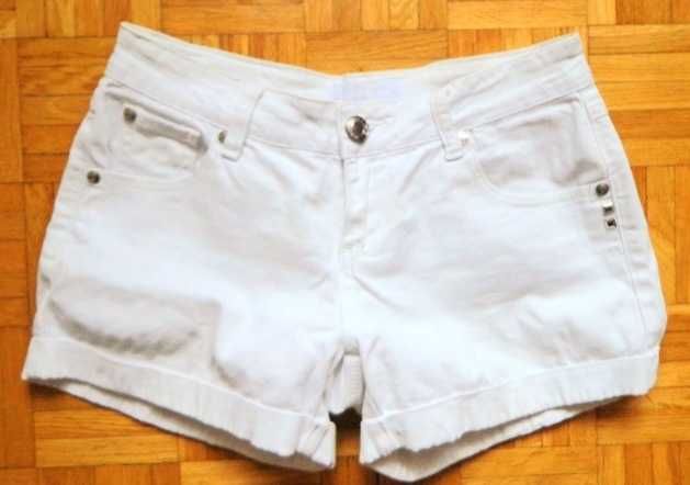 Spodenki shorty Motivi