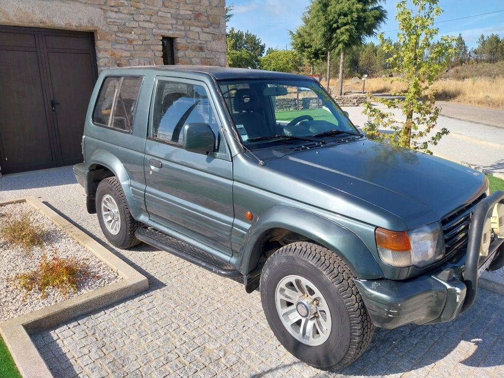 Mitsubishi Pagero 2.5 Gls