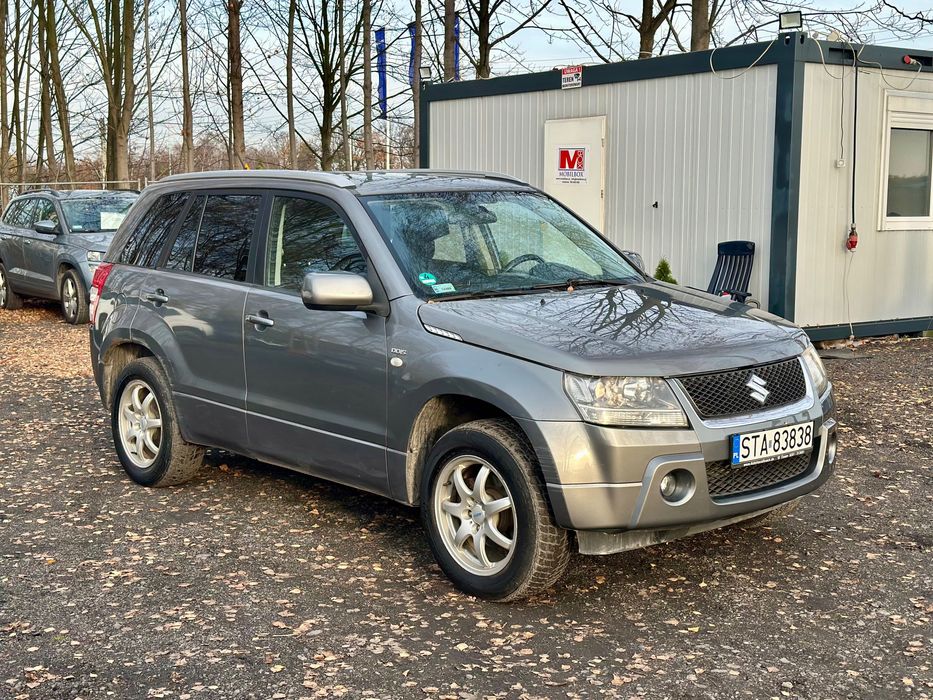 Suzuki Grand Vitara 1.9D 2007r 4x4 KeyLess Klima Navi Szyberdach