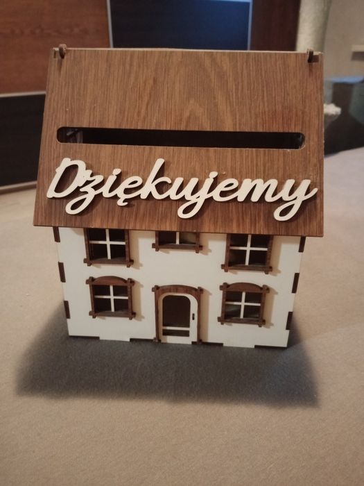 Domek na koperty slubne