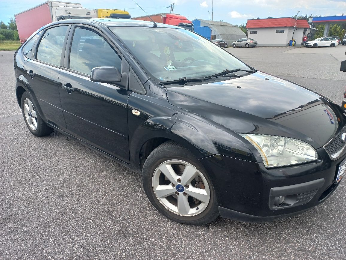 Sprzedam Forda Focusa mk2 2.0 Tdci GhiA dobry stan.