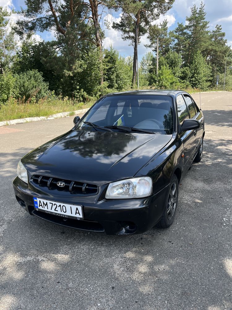 Hyundai accent 2005