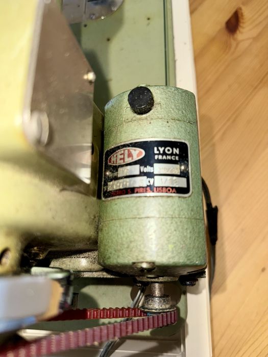 Máquina costura Oliva CL.50