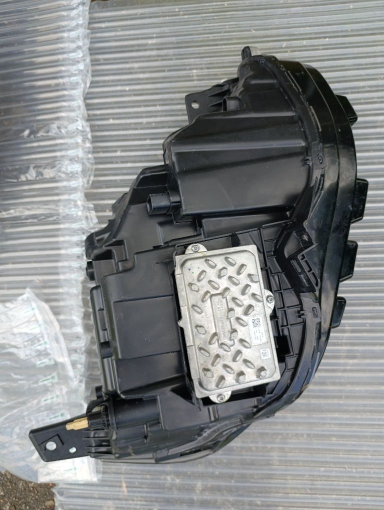 Lampy Reflektory Ford Edge