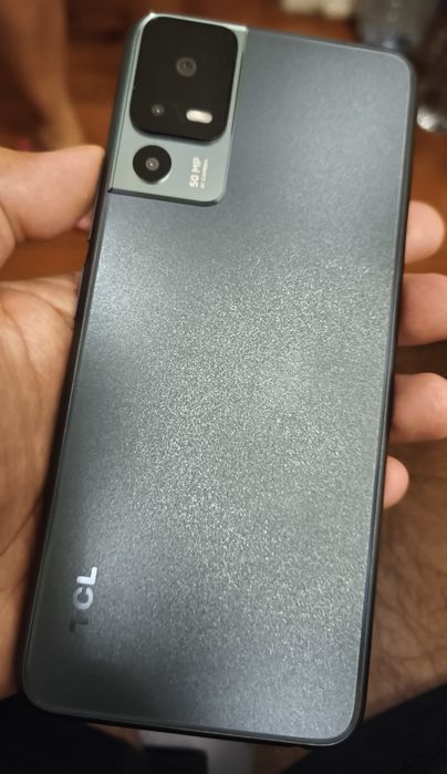 Telemóvel TCL como novo