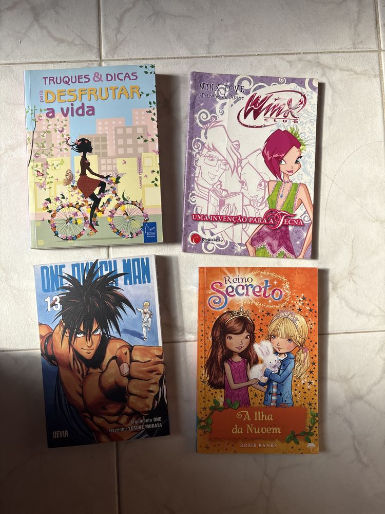 4 livros em bom estado