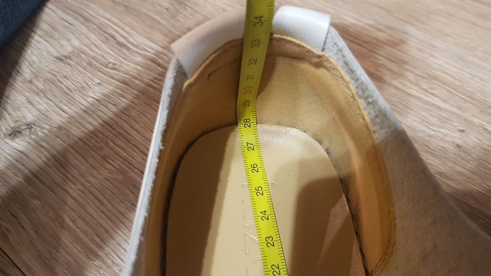 Sneackers KAZAR białe roz. 42! "NOWE"