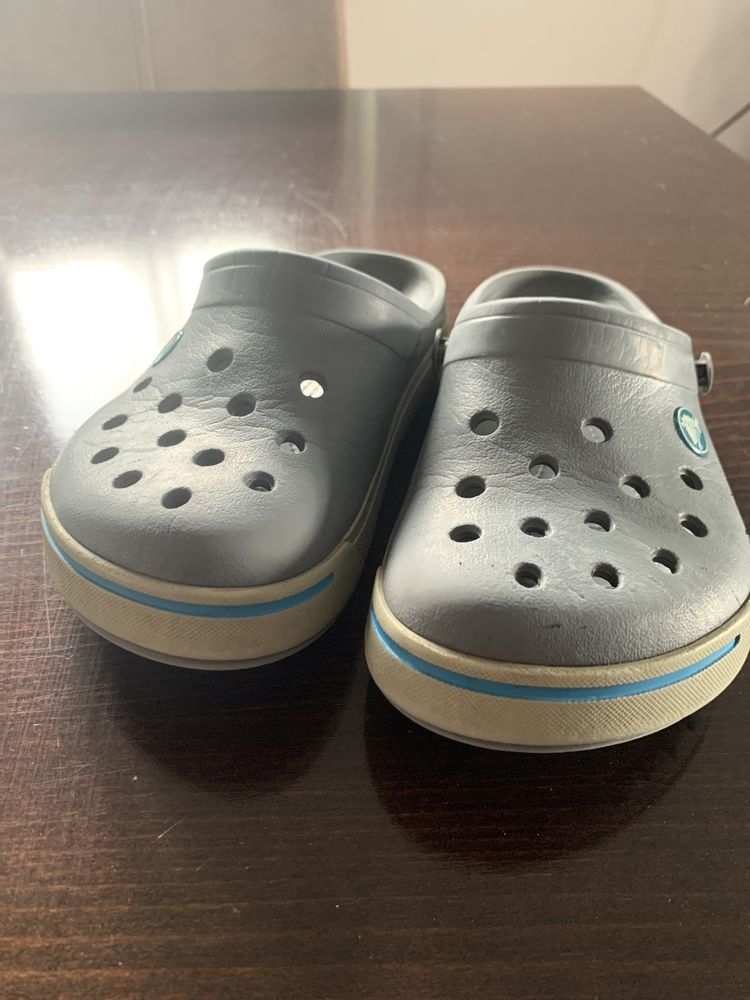 Klapki dziecięce firmy Crocs