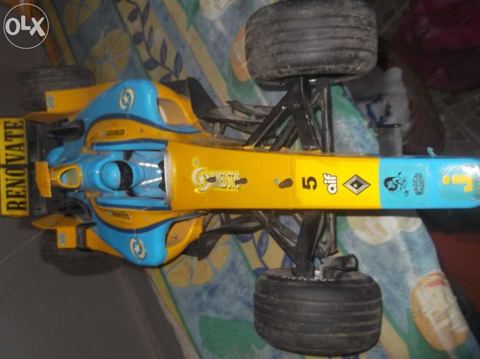 Carro  telecomandado     de  formula  1