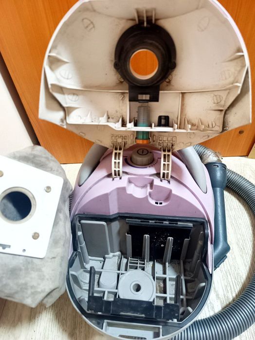 Пылесос Samsung 380W мощный