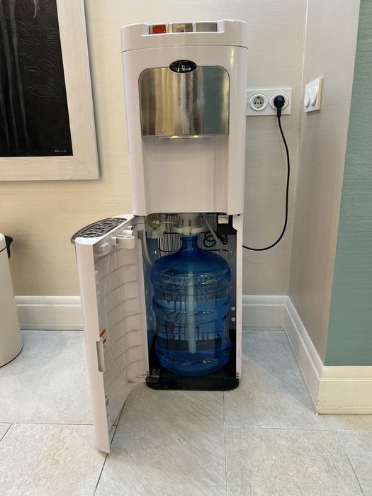 Кулер для води Ecotronic