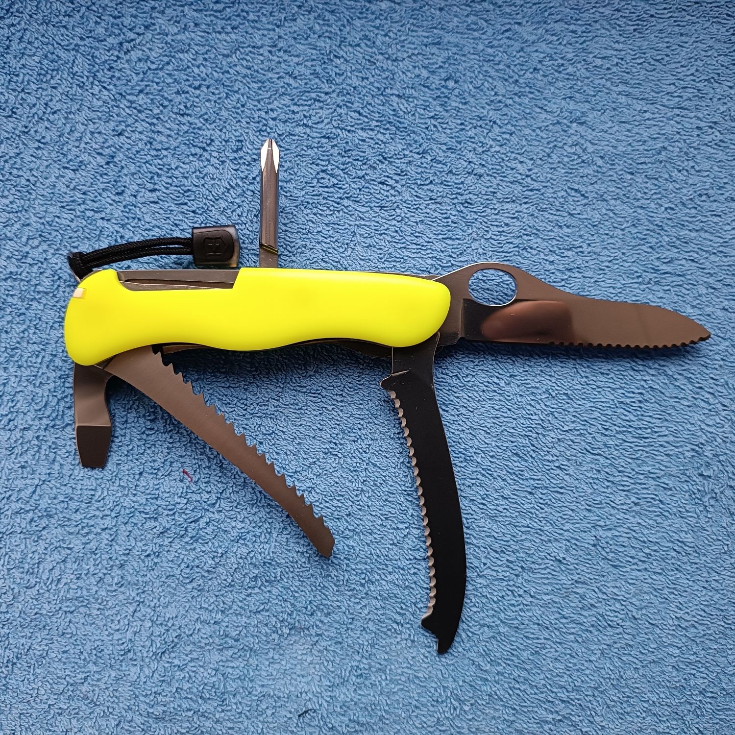 Victorinox Rescue Tool