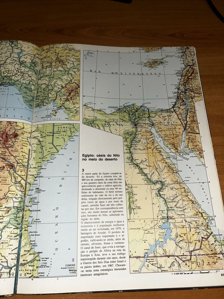 Atlas Universal ano de 1980, Grande Livro