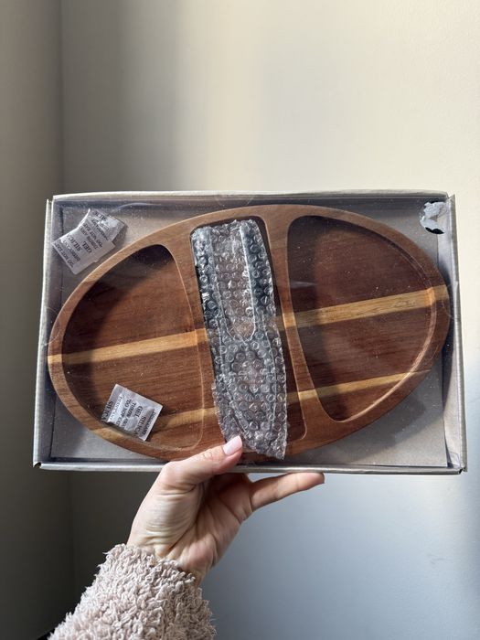 Deska drewniana podstawka i dziadek do orzechów