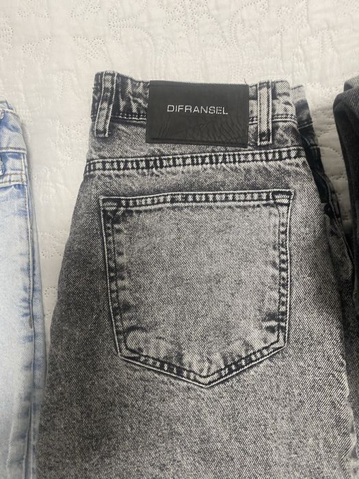 Джинси на підлітка гарноі якості