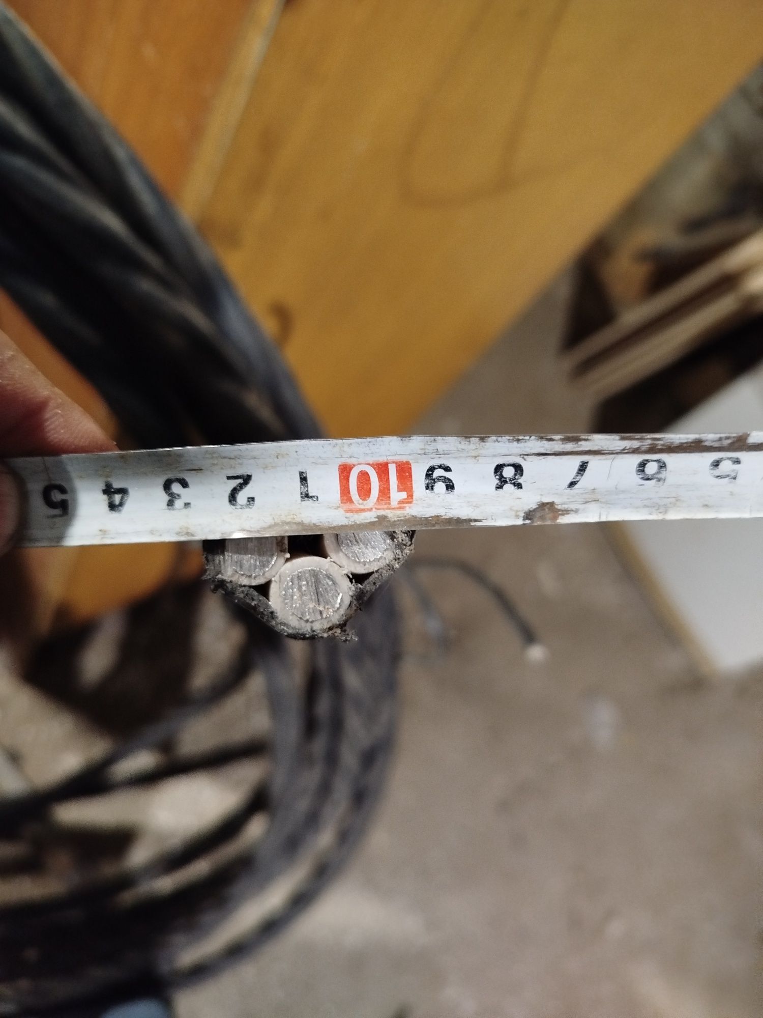 Продам кабель Аввг 4* 20 чи 25
