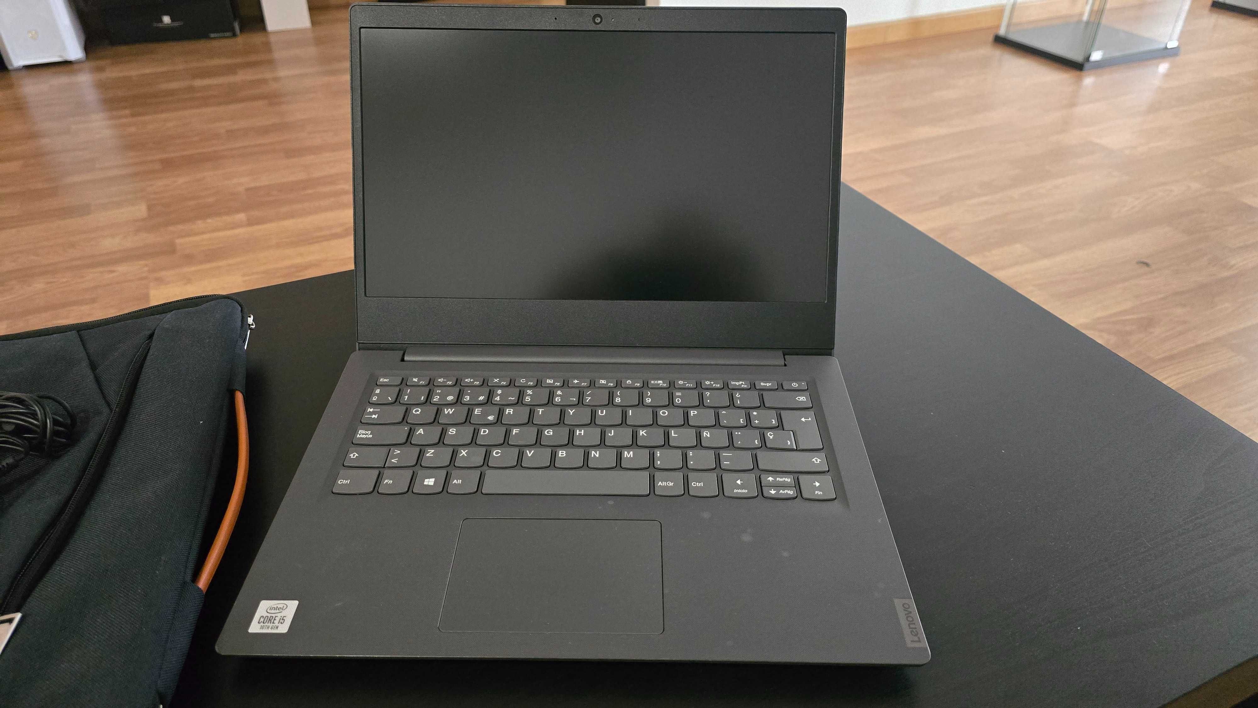 Portatil Lenovo 14" i5 10ª geração, 8gb Ram, SSD