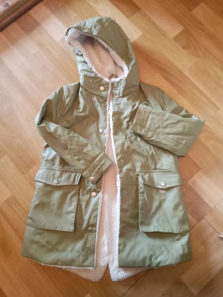Пальто на девочку Zara 128 см Куртка