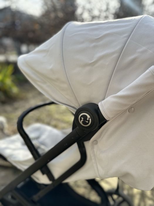 Продам cybex beezy