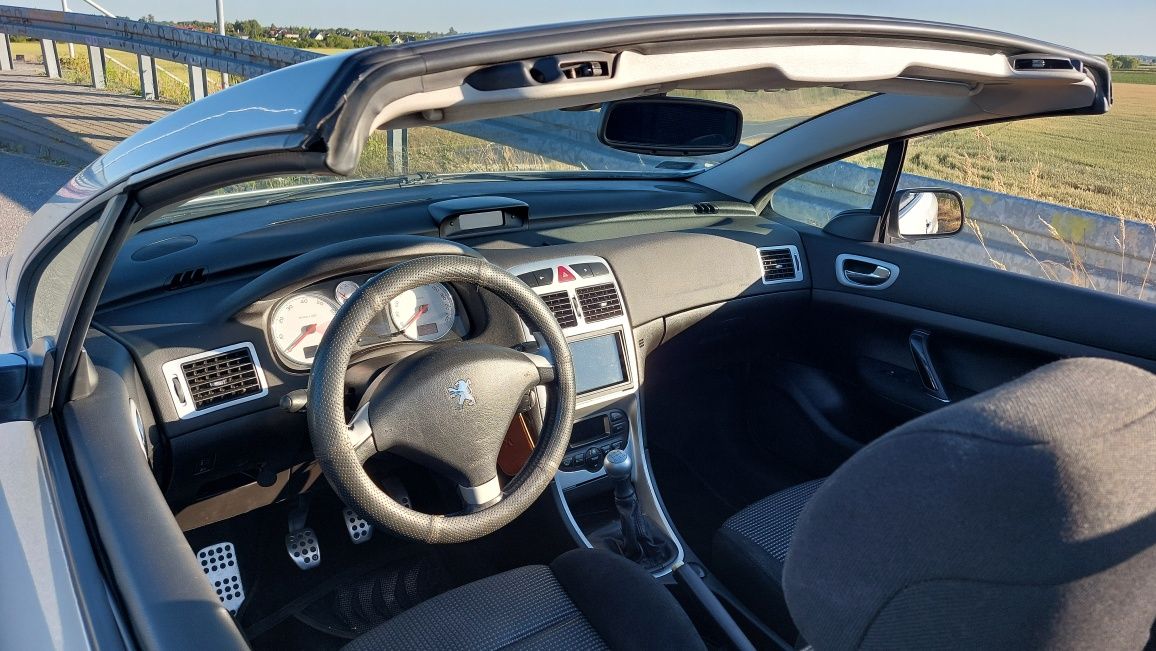 Peugeot 307 CC 2.0 16V benzyna