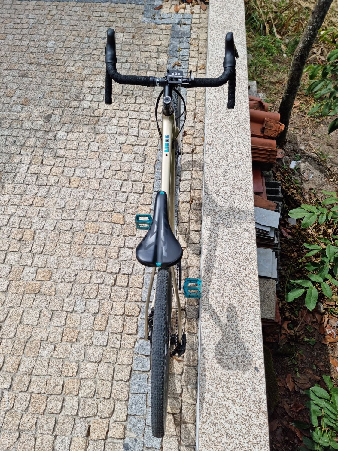 Kona Libre CR - 2023 (Gravel; Carbono)