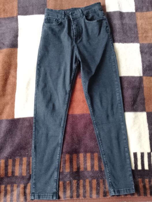 Nowe Spodnie dżinsowe rozmiar M