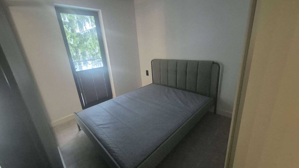 Atrakcyjne mieszkanie do wynajęcia: 2 pokoje z balkonem i miejscem P