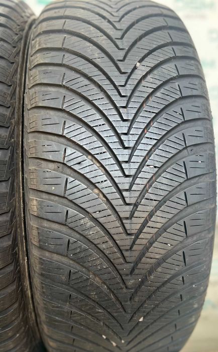 Скад шин б/в. 195/55 R15 Kumho Solus HA 32