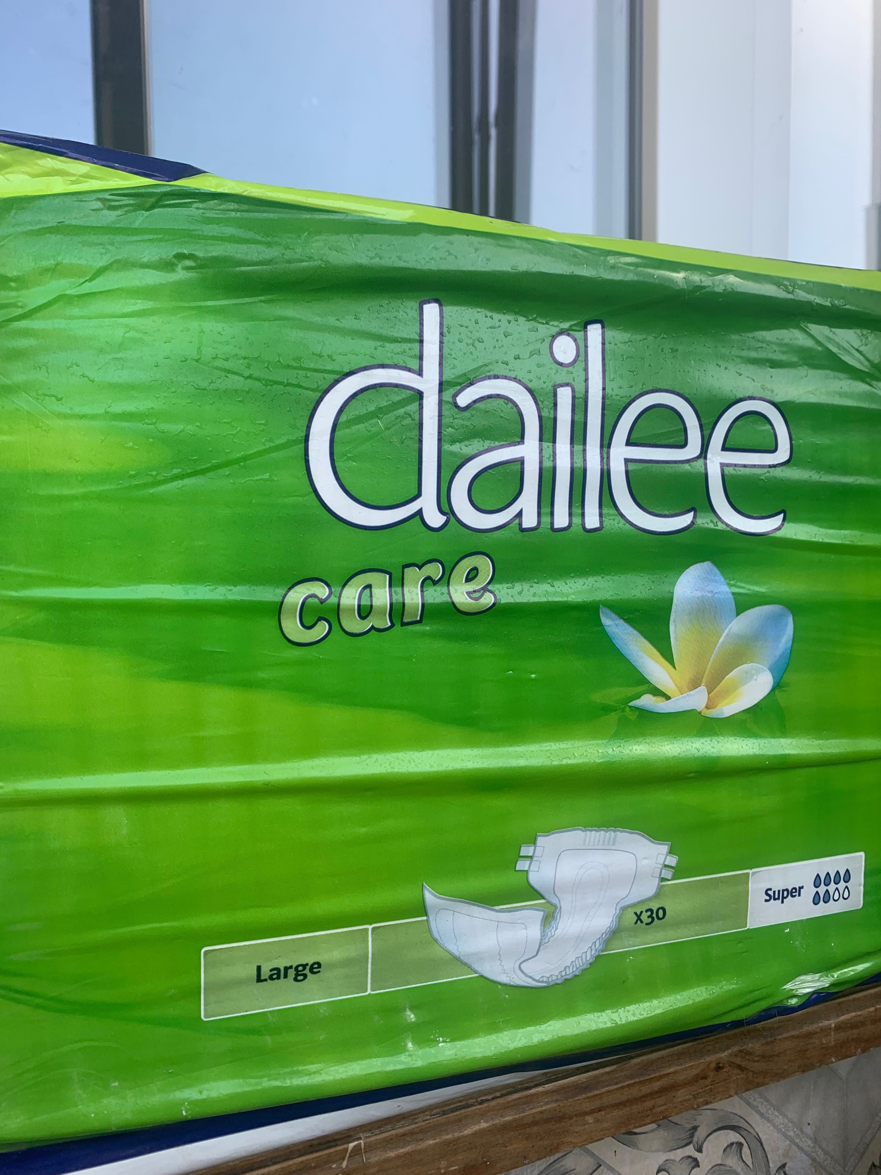 Одноразові підгузки Dailee Care S Large для дорослих Розмір 4, 30 шт.