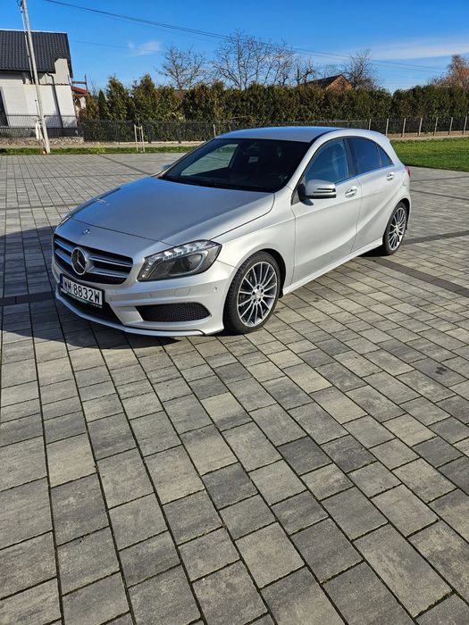 Mercedes-Benz Klasa A Mercedes A180 AMG Line | 1.6 Turbo 122KM