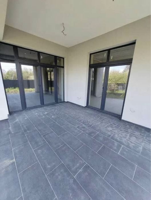 Продаж!Будинок в топовій локації поруч з Міським озером!