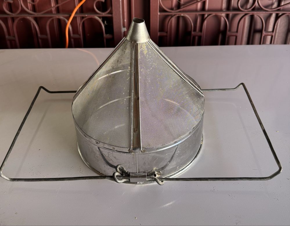 Filtro coador em inox conico mel apicultura