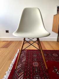 Cadeira -  DSW Eames Chairs -Vitra Original - excelente estado