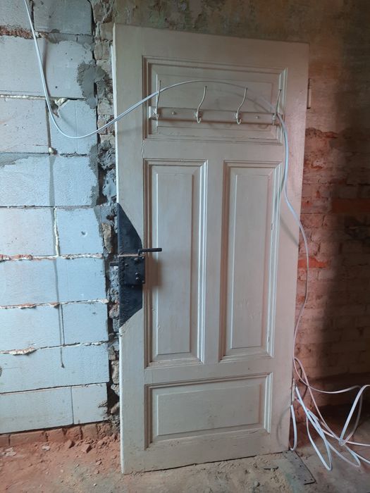 Stare drzwi do renowacji