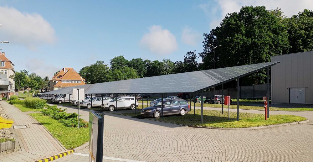 Wiatol wiata garazowa pod fotowoltaike carport wiaty panel