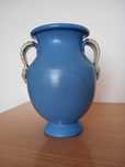 Niebieski wazon ceramiczny. Szwecja. Gabriel. Lata 40-te.