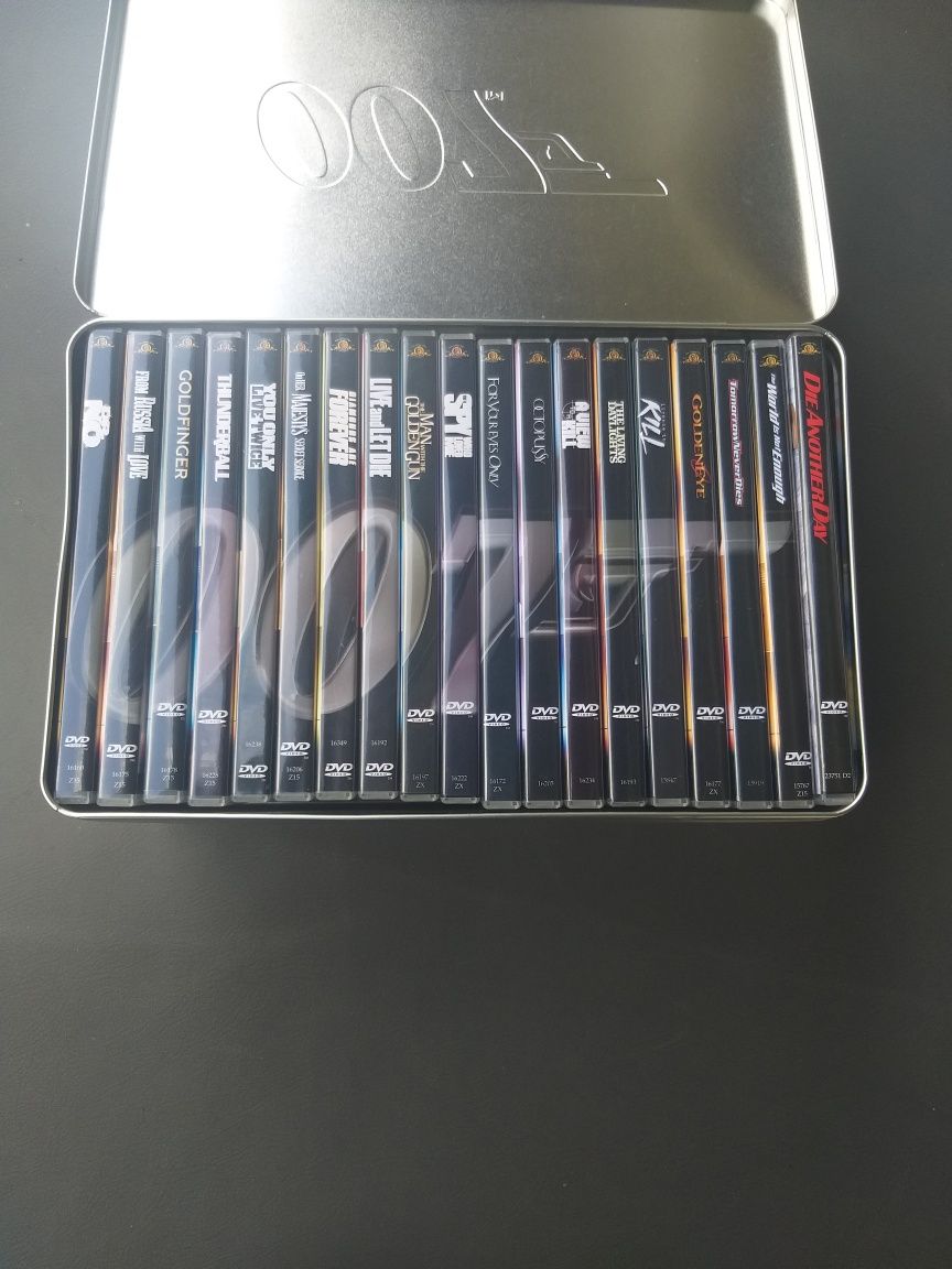 Filmy James Bond 19x DVD agent 007 edycja limitowana Metal box płyty
