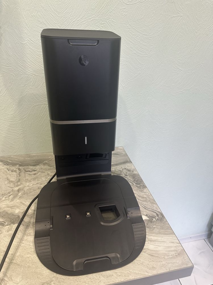Продам Robot Roomba s9+.