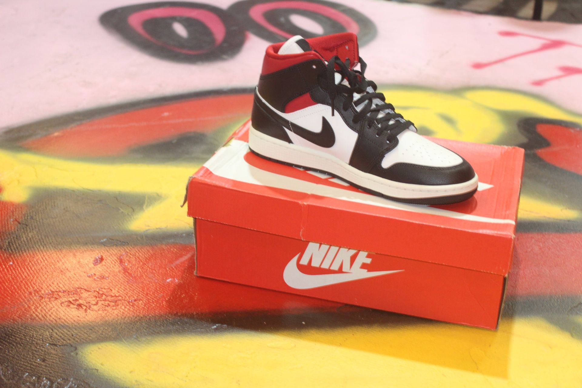 BITcoin ACCEPTED -  AIR jordan 1MID (VERMELHO) (GS)
Preço: €135,00
Ref
