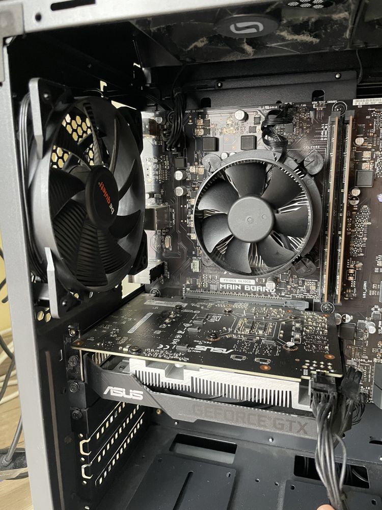 Komputer stacjonarny Asus Rog Strix GL10CS i5 GTX1650