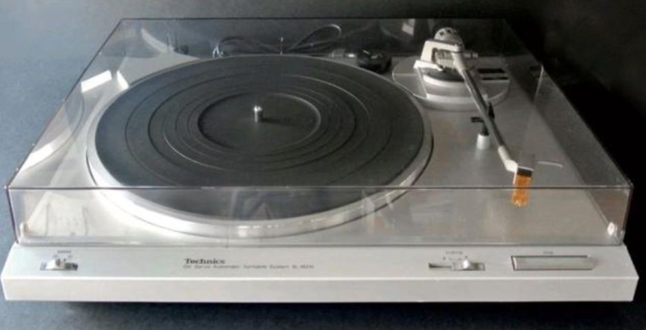 Gramofon technics SL-B210