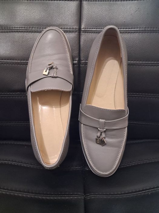 Лофери жіночі. Шкіра, 39 розмір.