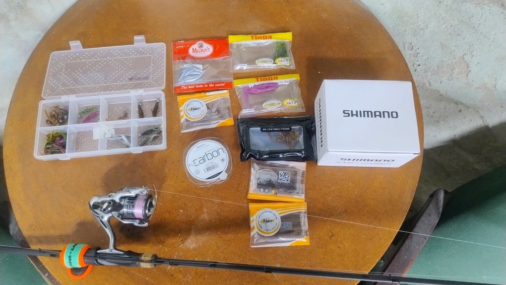 Wędka Mikado Red cut spinning, kołowrotek Shimano nasci 2000