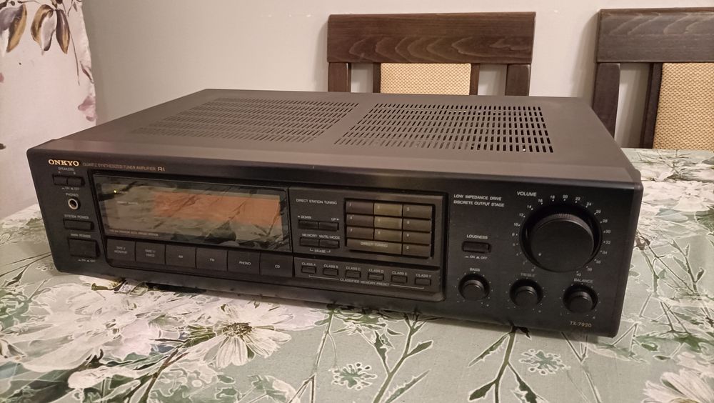 Amplituner Onkyo TX 7920