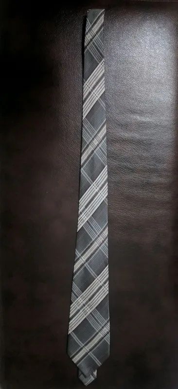 Класична чоловіча краватка з Великобританії